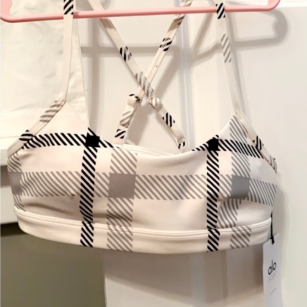 alo bra w padding. 🧘‍♀️
